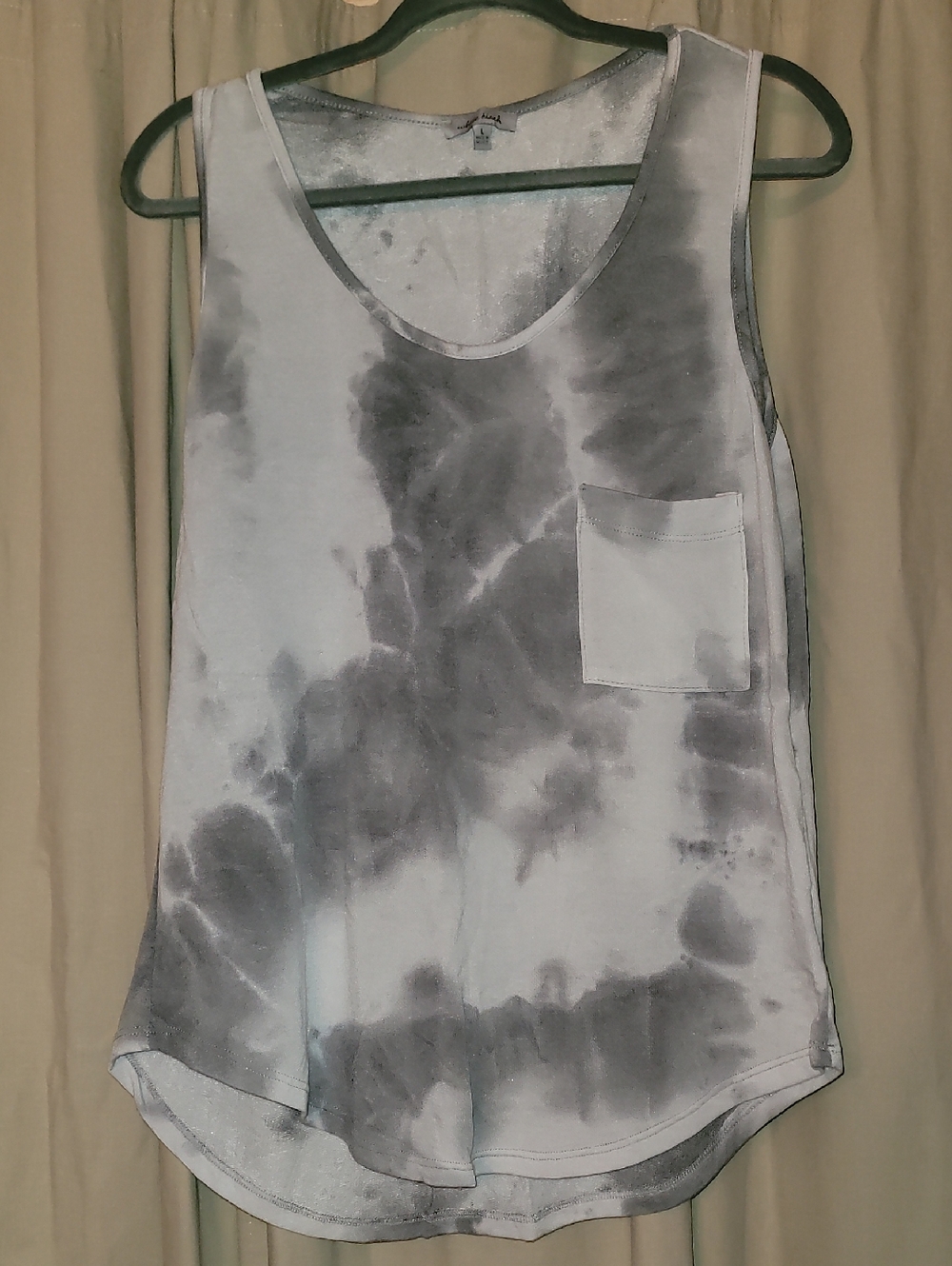 white birch Gray & White Tie-Dye Terrycloth  Pocket Tank